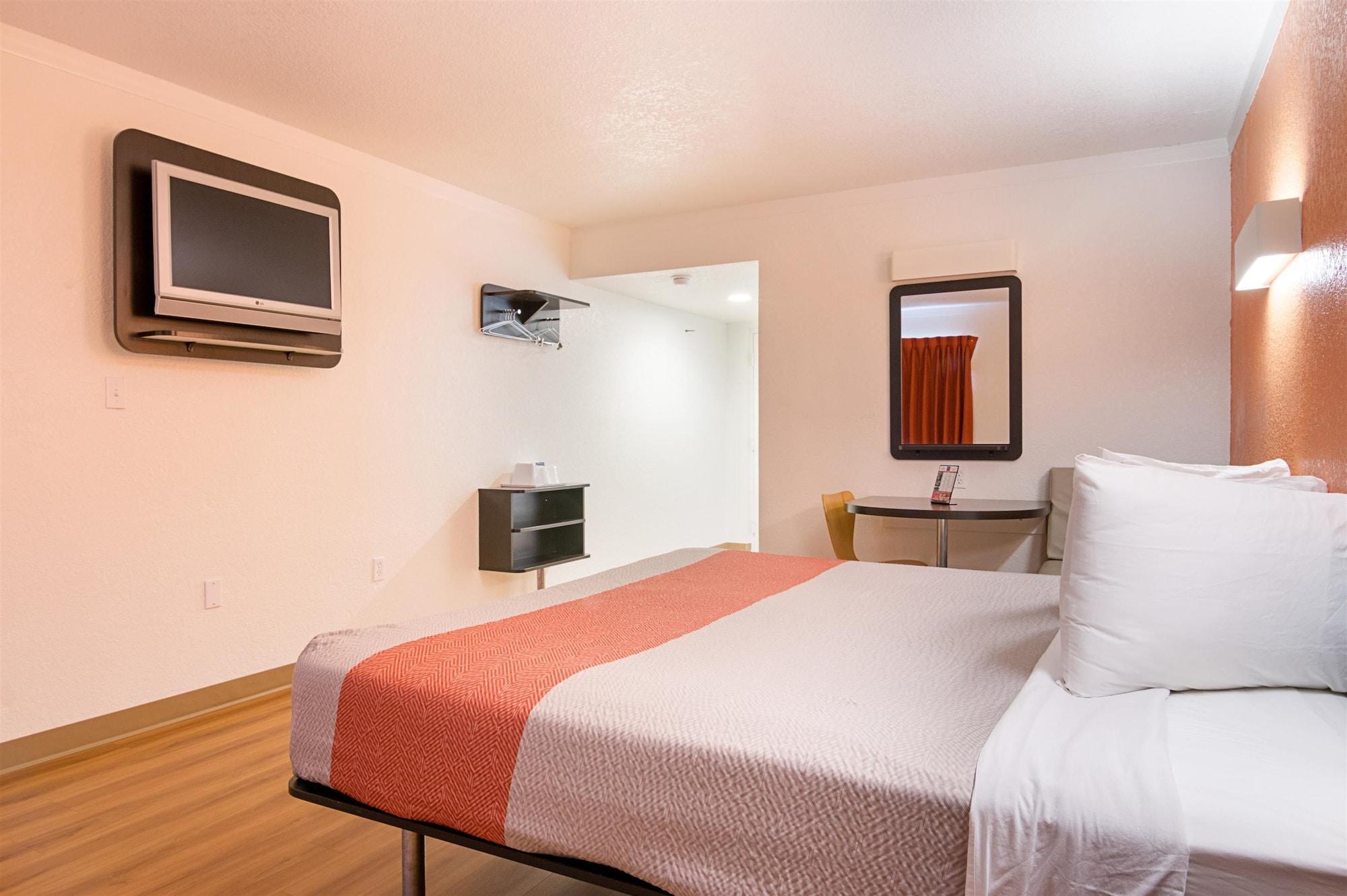 Motel 6-Tampa, Fl - Fairgrounds Heartland Extérieur photo