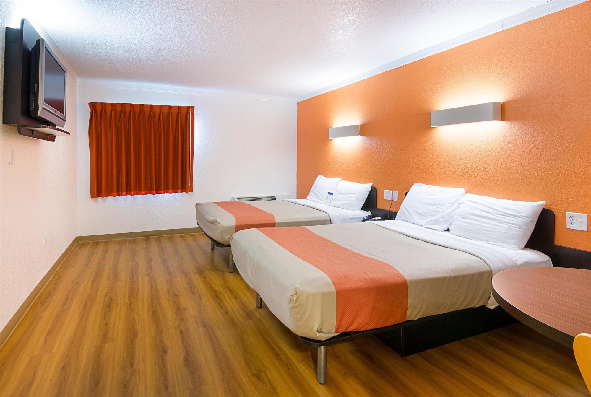 Motel 6-Tampa, Fl - Fairgrounds Heartland Extérieur photo
