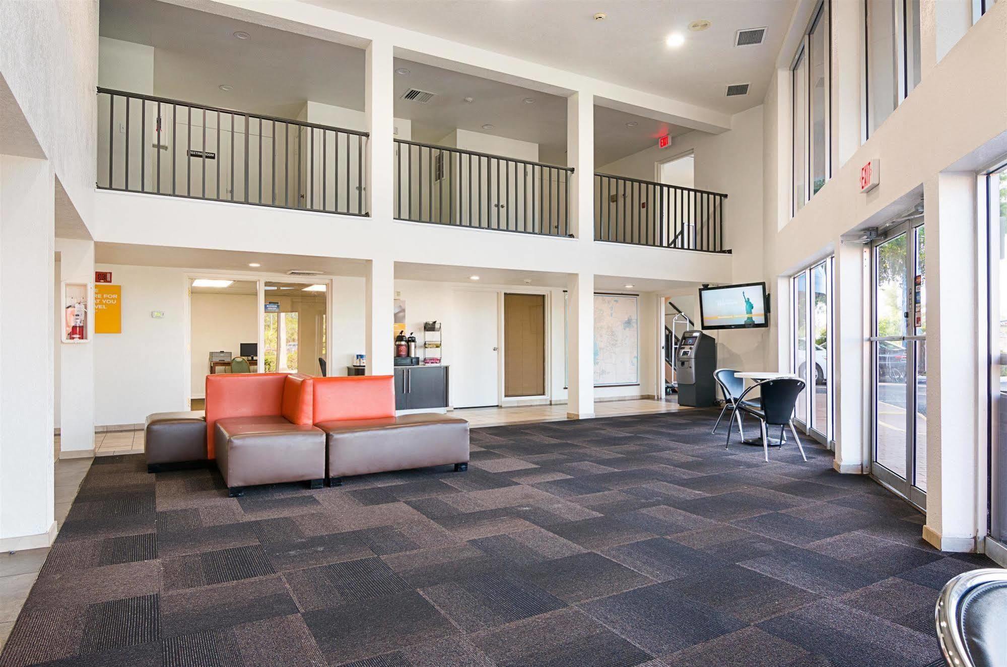 Motel 6-Tampa, Fl - Fairgrounds Heartland Extérieur photo